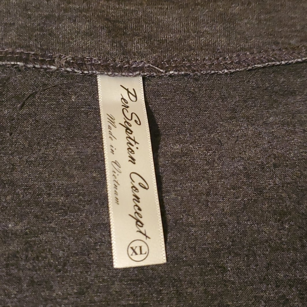 Shirt - Picture 2 of 5